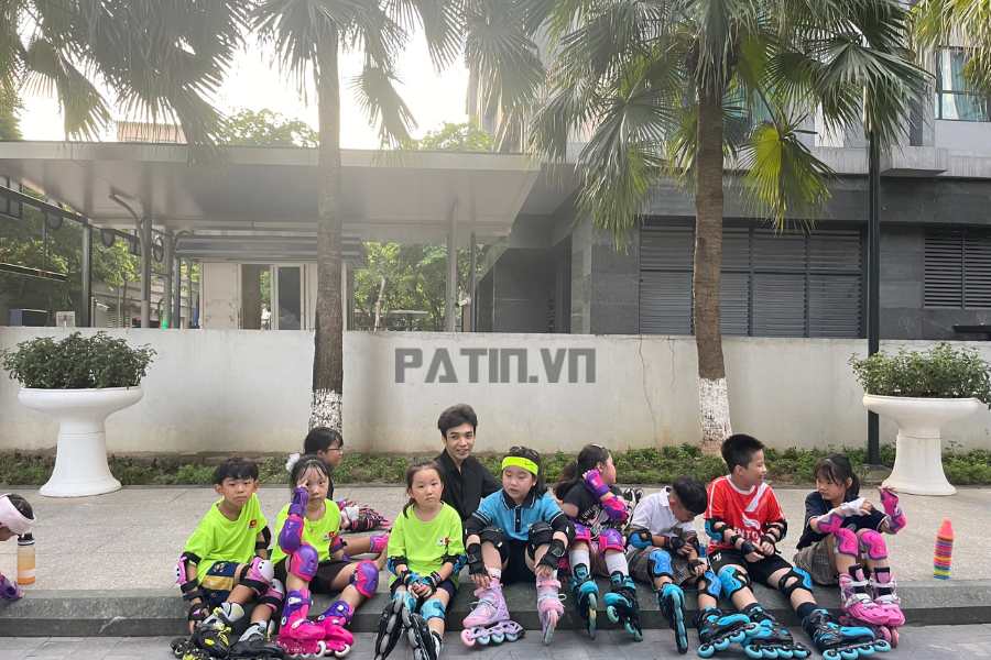 giày patin cho bé 2 tuổi