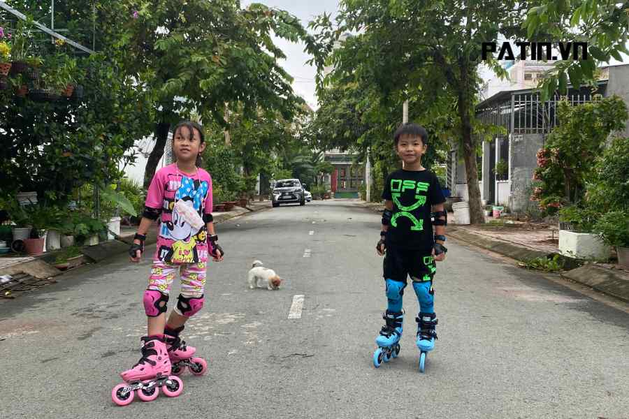giày patin cho bé 3 tuổi 5