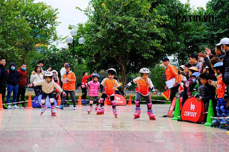 giày patin cho bé trai 5