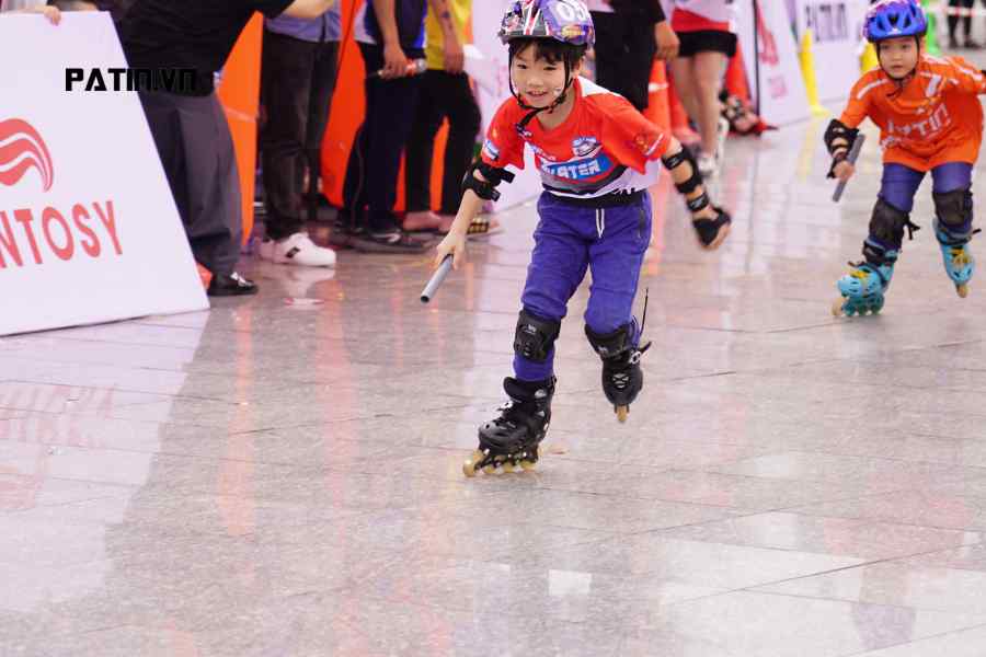 giày patin cho bé 6 tuổi 2