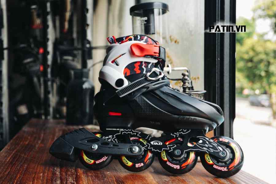 giày patin trẻ em 3 tuổi 4 