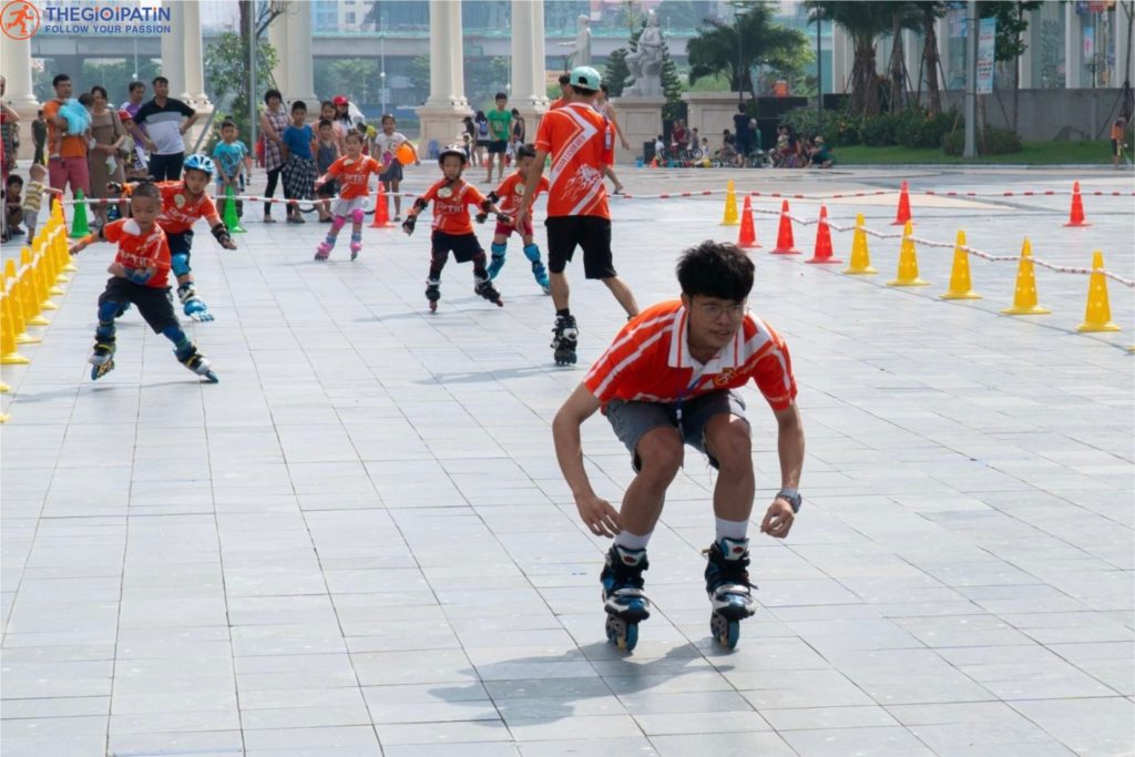 giày patin người lớn 333