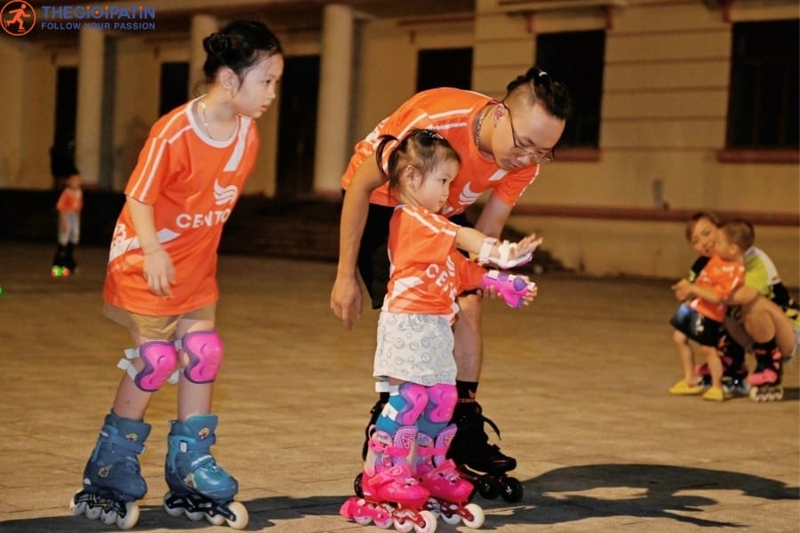 giày patin trẻ em có đèn